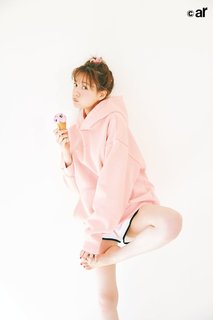 Reina Triendl feet photo 9