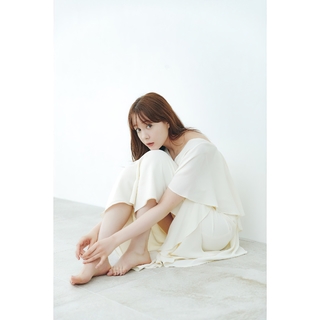 Reina Triendl feet photo 3