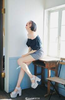 Reina Triendl feet photo 2