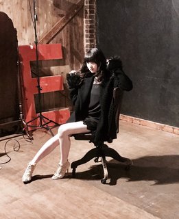 Reina Ueda feet photo 1
