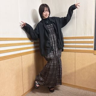 Reina Ueda feet photo 2