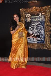 Rekha feet photo 3