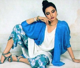 Rekha feet photo 2