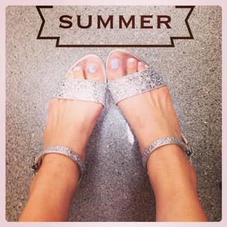 Rena Matsui feet photo 8