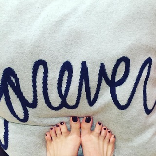 Rena Matsui feet photo 4