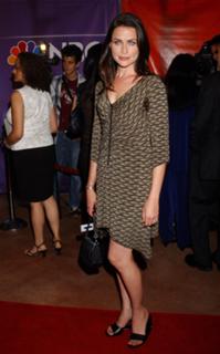 Rena Sofer feet photo thumbnail