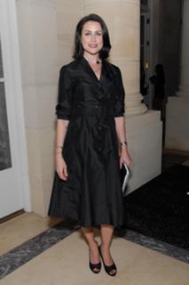 Rena Sofer feet photo thumbnail