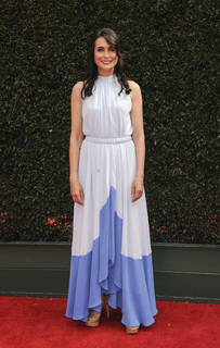 Rena Sofer feet photo thumbnail