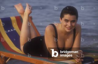 Rena Sofer feet photo thumbnail