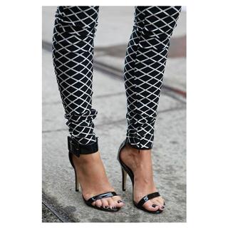 Renae Ayris feet photo 15