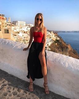 Renae Ayris feet photo 11