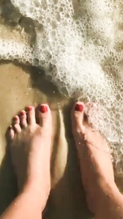 Renata Dominguez feet photo 5