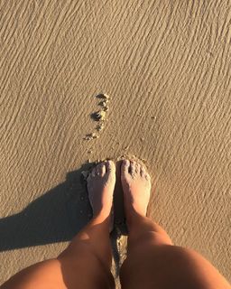 Renata Dominguez feet photo 5