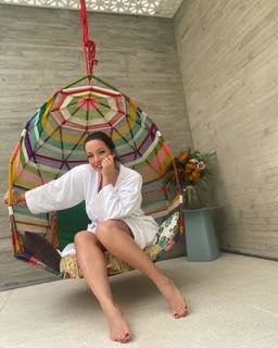 Renata Dominguez feet photo 18