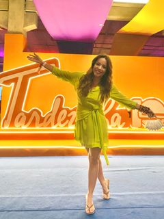 Renata Dominguez feet photo 5