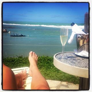 Renata Dávila feet photo thumbnail