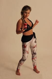 Renata Dávila feet photo thumbnail