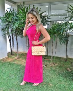 Renata Dávila feet photo thumbnail