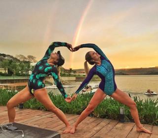 Renata Dávila feet photo thumbnail