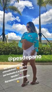 Renata Dávila feet photo thumbnail