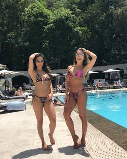 Renata Dávila feet photo thumbnail