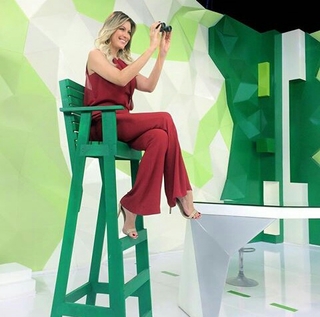 Renata Fan feet photo thumbnail