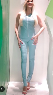 Renata Fan feet photo thumbnail