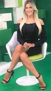 Renata Fan feet photo thumbnail