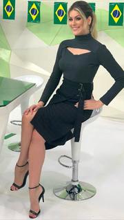 Renata Fan feet photo thumbnail