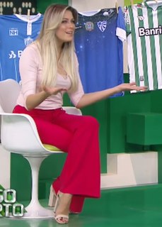 Renata Fan feet photo thumbnail