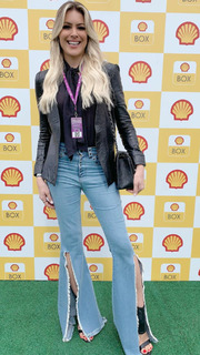 Renata Fan feet photo thumbnail