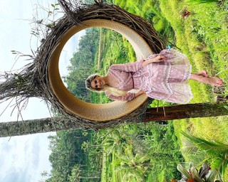 Renata Fan feet photo thumbnail