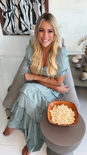 Renata Fan feet photo thumbnail