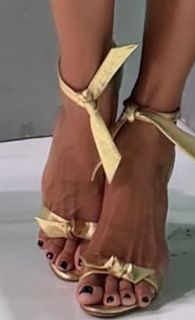 Renata Fan feet photo 3