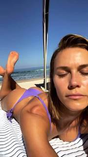 Renata Kuerten feet photo 2