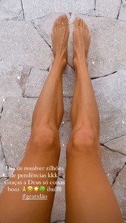 Renata Kuerten feet photo 3