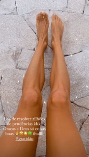 Renata Kuerten feet photo 2