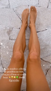 Renata Kuerten feet photo 1