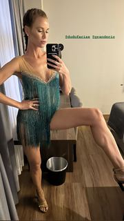 Renata Kuerten feet photo 3