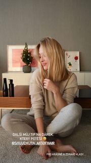 Renata Langmannova feet photo 13