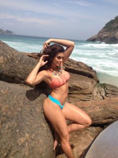 Renata Molinaro feet photo 16