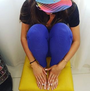 Renata Molinaro feet photo 4