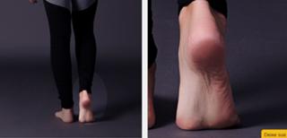 Renata Molinaro feet photo 9