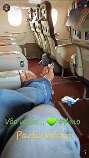 Renata Molinaro feet photo 3