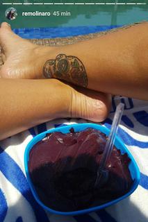 Renata Molinaro feet photo 11