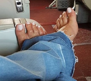 Renata Molinaro feet photo 18