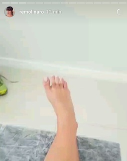 Renata Molinaro feet photo 6