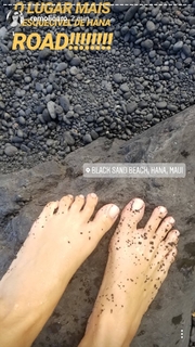 Renata Molinaro feet photo 2