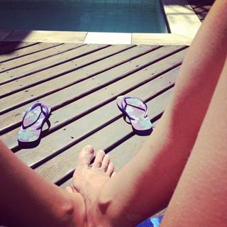 Renata Molinaro feet photo 5