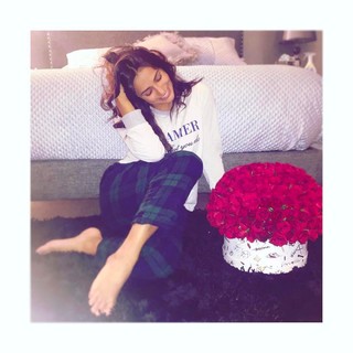 Renata Notni feet photo thumbnail